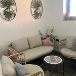 Bella 公寓 *